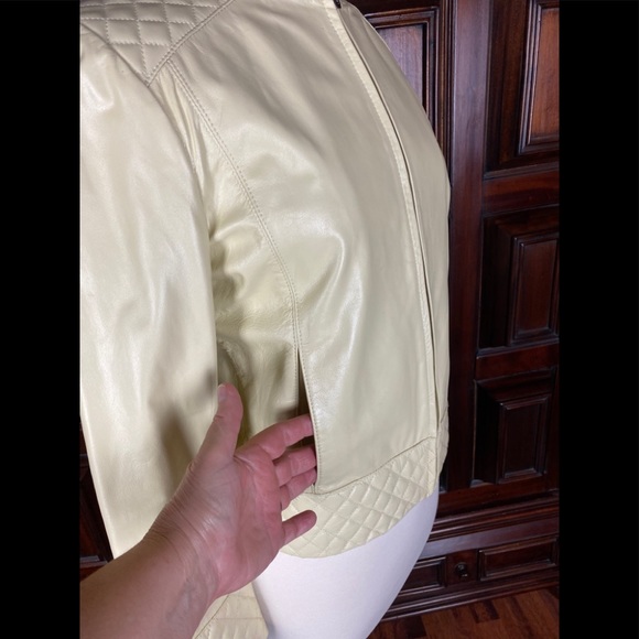 Pasha & Jo New York Butter Cream Jacket - Picture 3 of 10